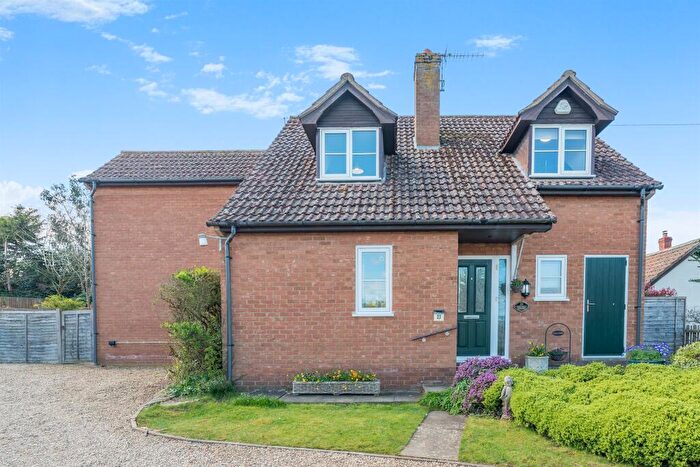 4 Bedroom Detached House For Sale In Uppingham Road, Preston, Oakham, LE15