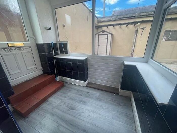 2 Bedroom Flat To Rent In Main Street, Crawcrook, NE40