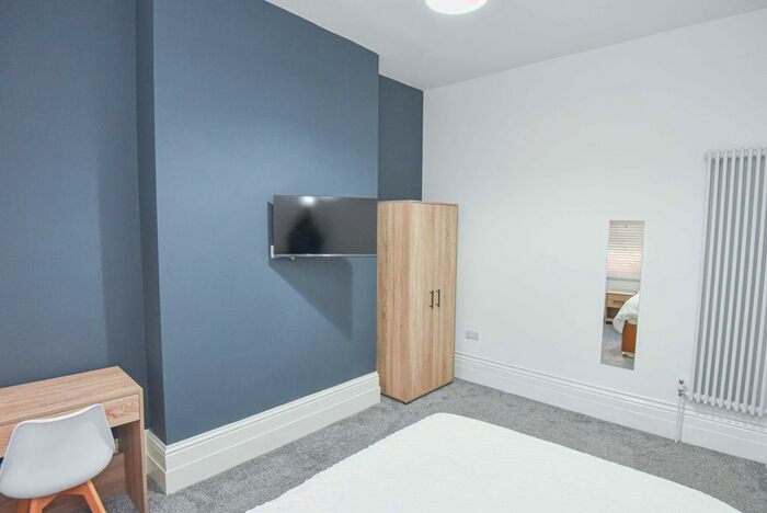 7 Bedroom Terraced House To Rent In Taswell Road, Southsea, PO5