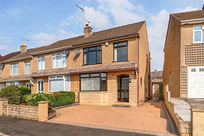 3 Bedroom End Terrace House For Sale In Dundridge Lane, St George, Bristol, BS5