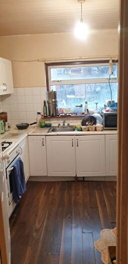 3 Bedroom Terraced House To Rent In Ilford, IG1
