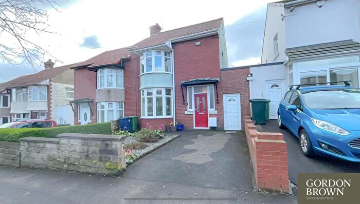 3 Bedroom Semi Detached House For Sale In Windy Nook Road, Gateshead, NE10