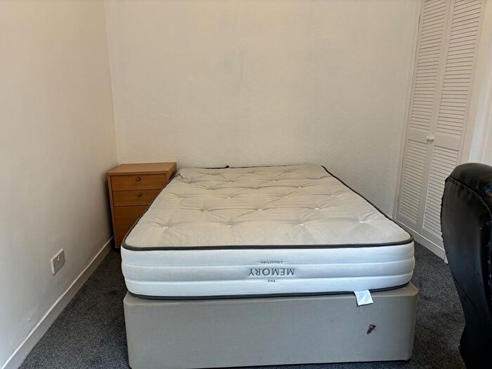 Flat To Rent In Upper Craigs, Stirling, FK8