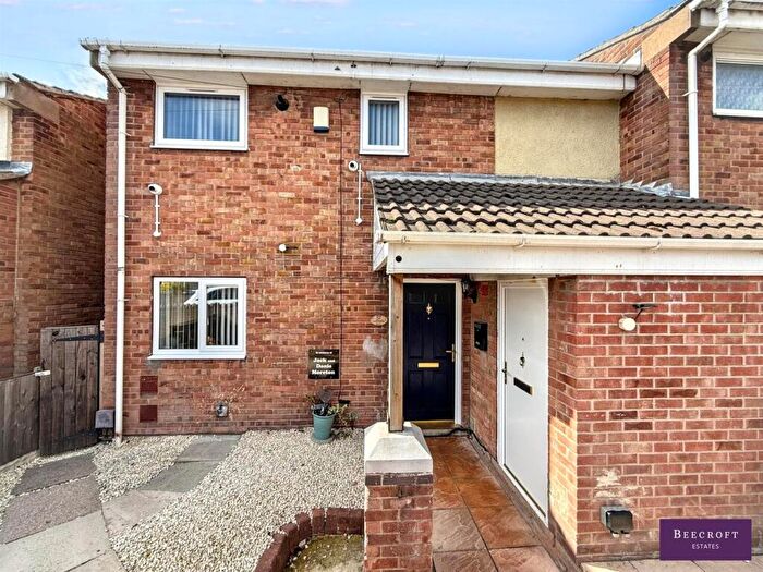 2 Bedroom End Of Terrace House For Sale In Upperwood Road, Darfield, Barnsley, S73
