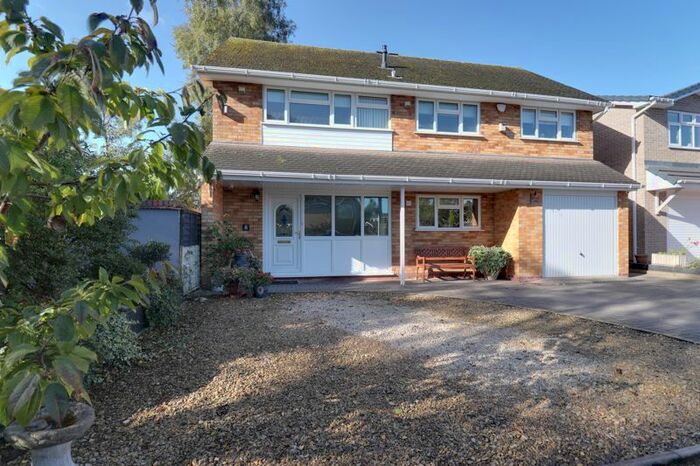 4 Bedroom Detached House For Sale In Burnham Green, Cannock, Staffordshire, WS11