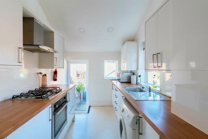 5 Bedroom Maisonette To Rent In &#;pppw, Dinsdale Road, Sandyford, NE2