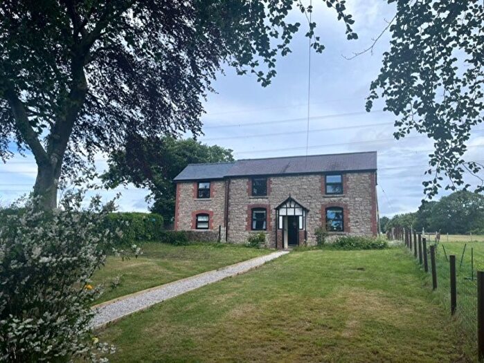 4 Bedroom Property For Sale In Bryn Hyfryd, Caerwys, CH7
