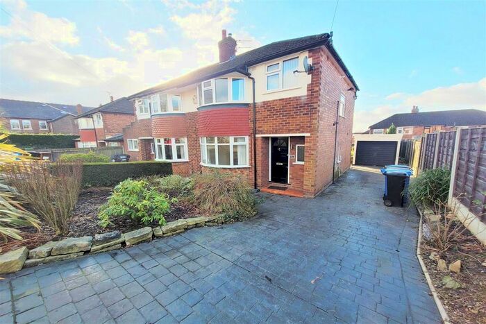 3 Bedroom Semi-Detached House To Rent In Gloucester Avenue, Marple, Stockport SK6