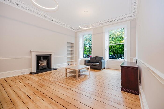 5 Bedroom Flat To Rent In Castle Terrace, Edinburgh, EH1