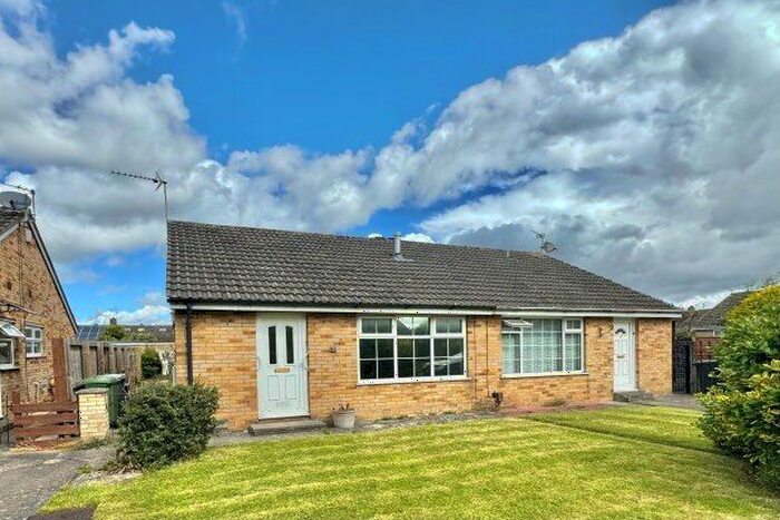 2 Bedroom Bungalow To Rent In Silverdale Court, York, YO24