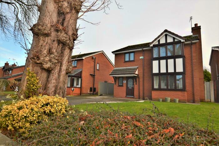 4 Bedroom Detached House To Rent In Hornby Lane, Liverpool, L18