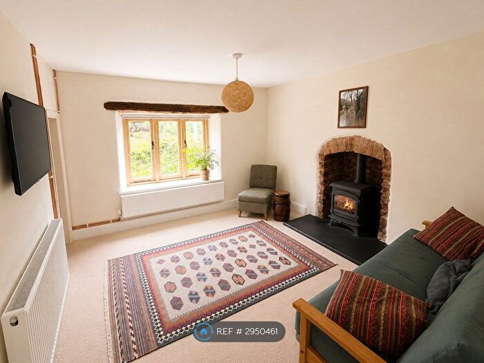 4 Bedroom Semi-detached House To Rent In Higher Vexford, Taunton, TA4