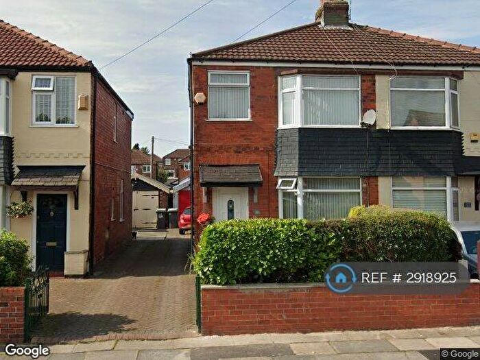 3 Bedroom Semi Detached House To Rent In Lewis Road, Manchester, M43