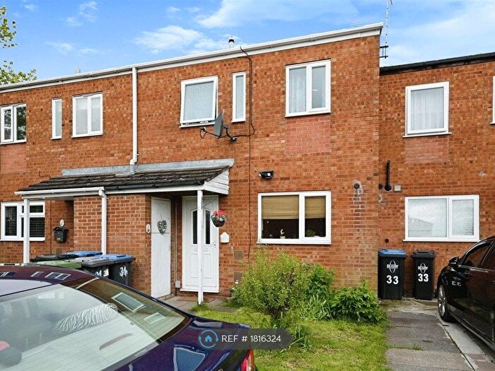 3 Bedroom Terraced House To Rent In Selside, Rugby, CV21
