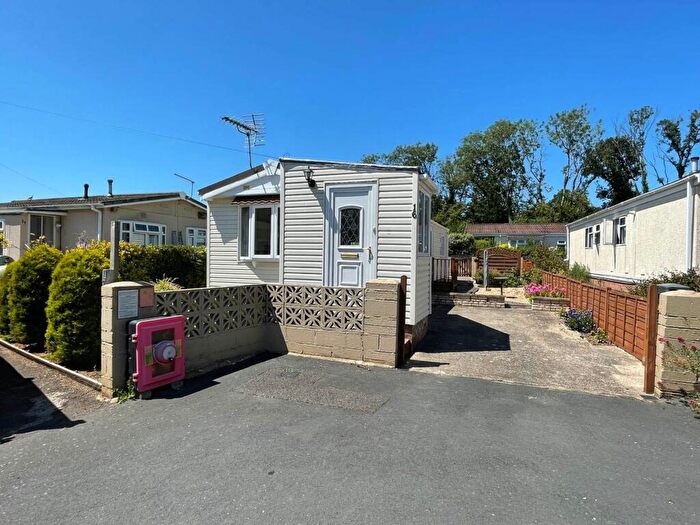 2 Bedroom Park Home To Rent In Ashley Wood Park, Blandford Forum, DT11