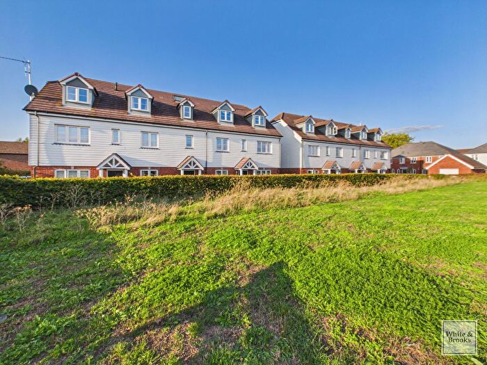2 Bedroom Flat For Sale In Hangar Drive, Tangmere, PO20