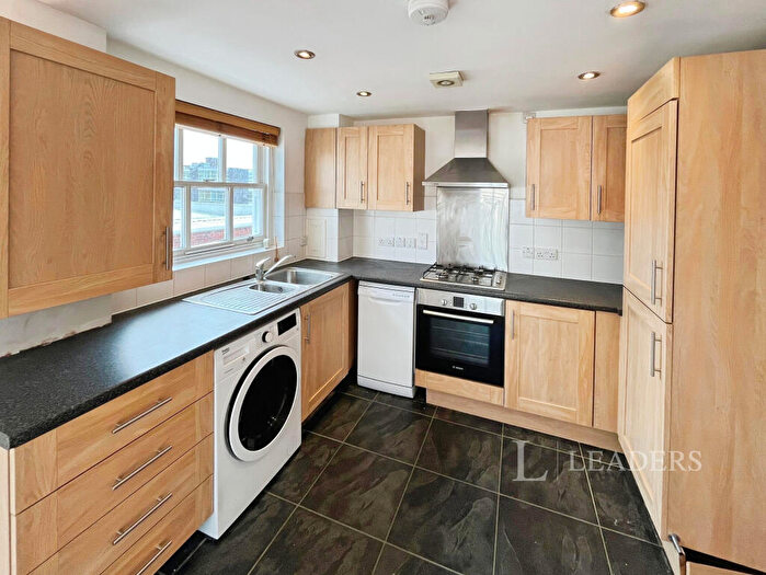 2 Bedroom Apartment To Rent In Station Road, Kenilworth, CV8