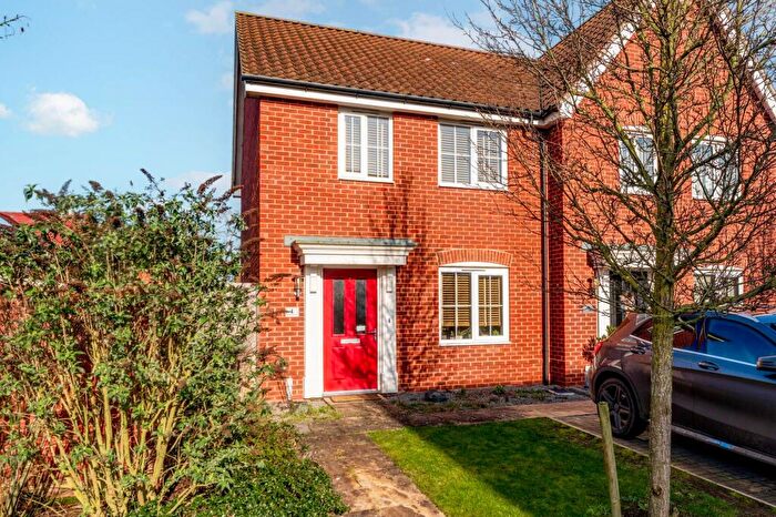 2 Bedroom End Of Terrace House For Sale In Meadowsweet Mews, Tharston, NR15