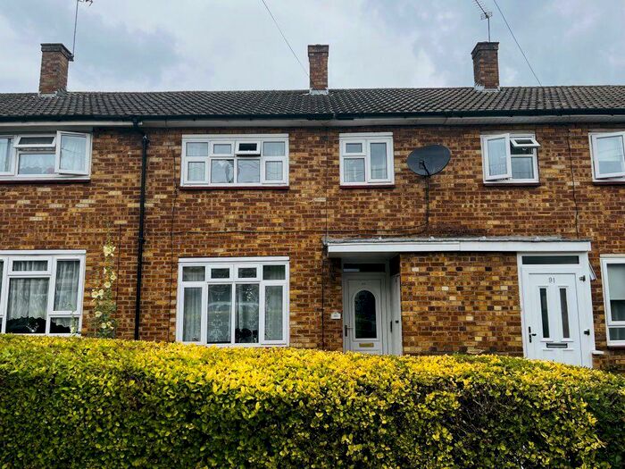 2 Bedroom House To Rent In Debden, IG10