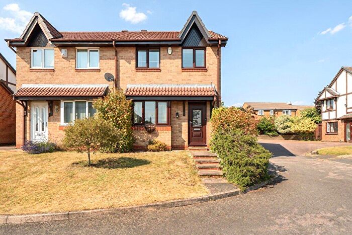 3 Bedroom Semi-Detached House For Sale In Laundon Close, Groby, Leicester, LE6