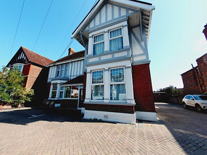1 Bedroom Flat To Rent In Stubbington Avenue, Portsmouth, Hampshire, PO2