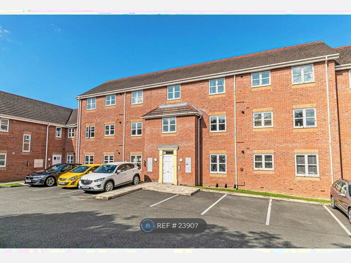 2 Bedroom Flat To Rent In Chapelside Close, Great Sankey, Warrington, WA5