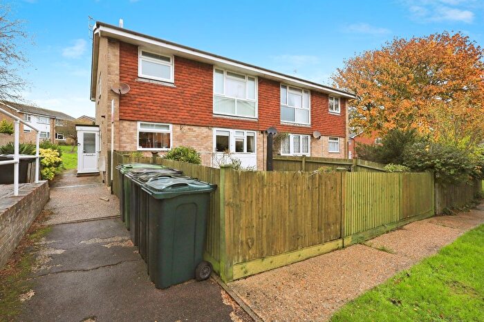 2 Bedroom Flat For Sale In Acacia Road, Eastbourne, BN22