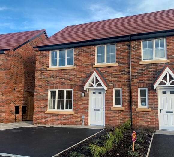 4 Bedroom Property To Rent In Chillingham Road, Winsford, CW7