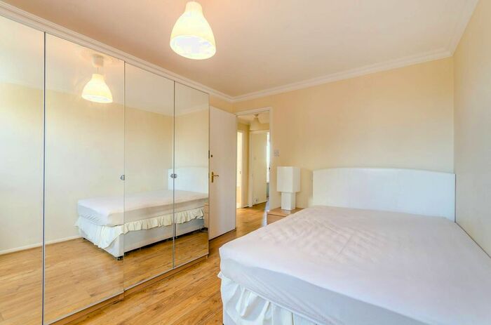 5 Bedroom Flat To Rent In The Platt, West Putney, London, SW15