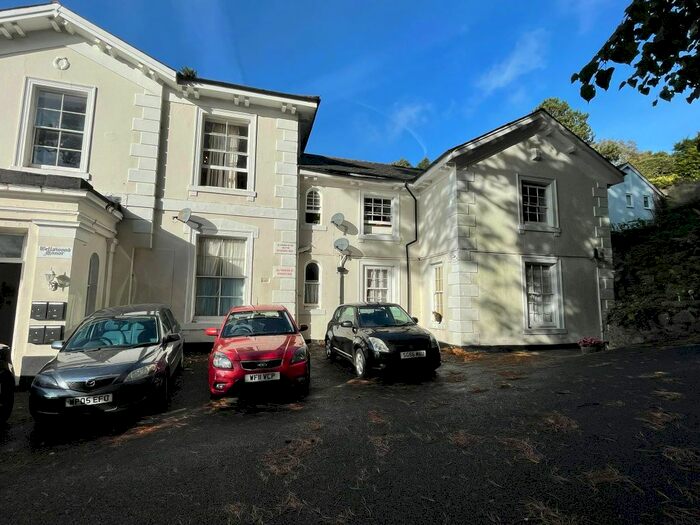 1 Bedroom Flat To Rent In Lower Warberry Road, Torquay, TQ1