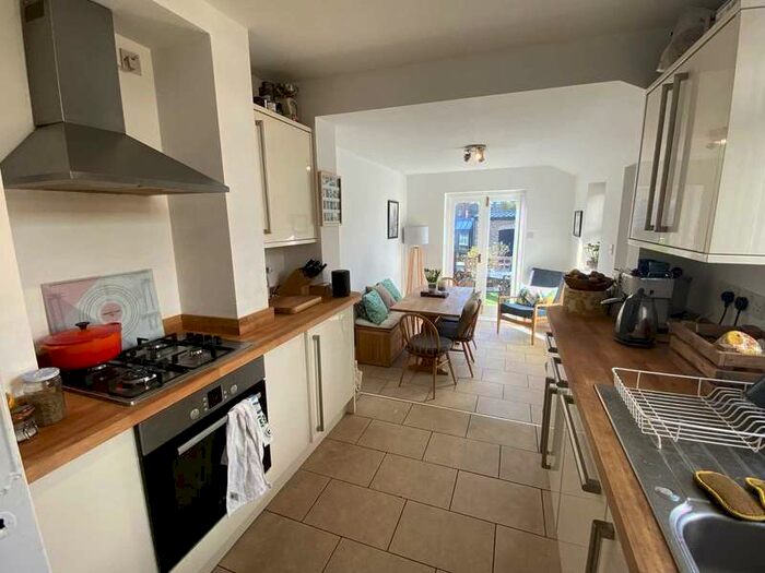 3 Bedroom House To Rent In Station Road, Berkhamsted, HP4