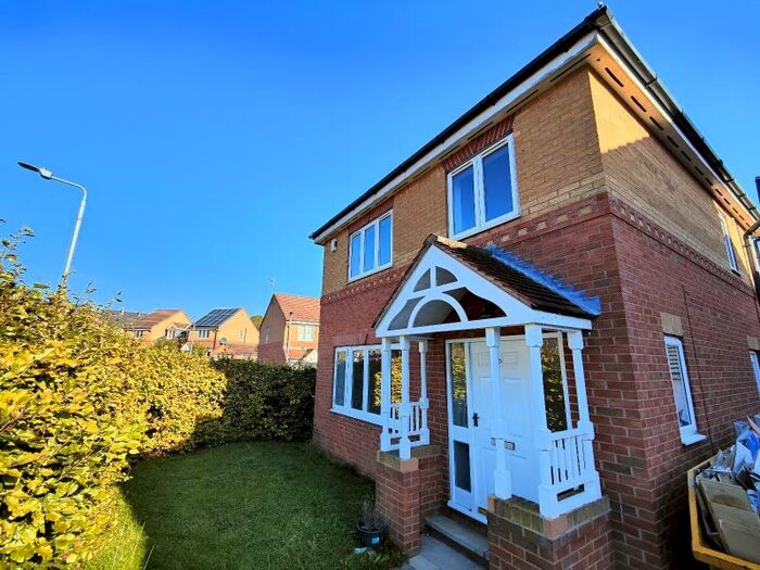 3 Bedroom Detached House To Rent In Wigeon Approach, Magpie Lane, Morley, Leeds, LS27
