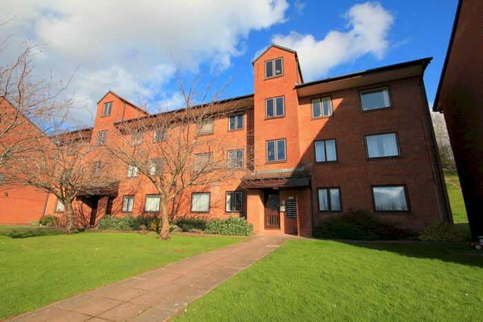 1 Bedroom Flat To Rent In Tippett Rise, Reading, Berkshire, RG2