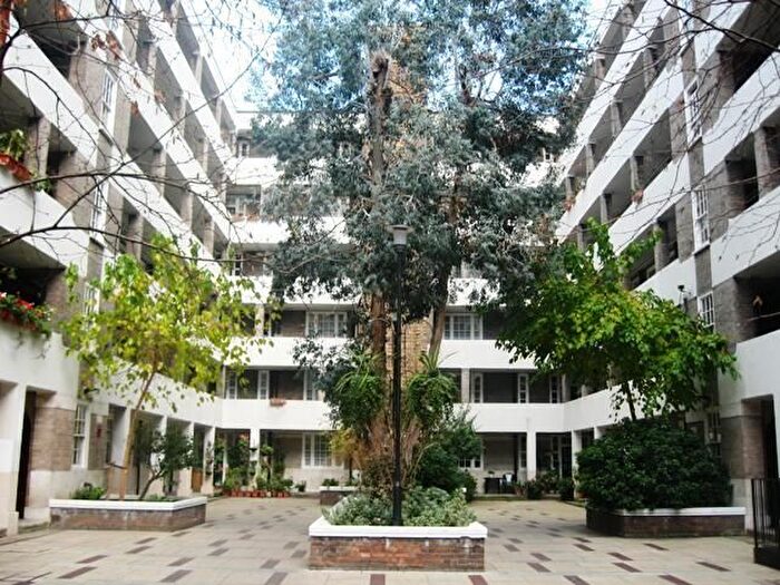 2 Bedroom Flat For Sale In Page Street, Westminster, London, SW1P