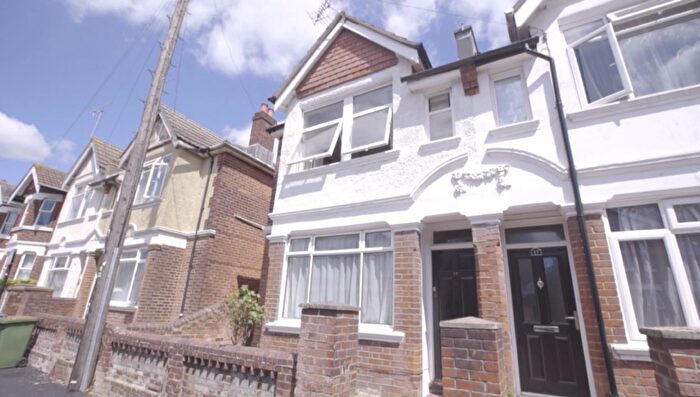 5 Bedroom Property To Rent In Harborough Road, Southampton, SO15