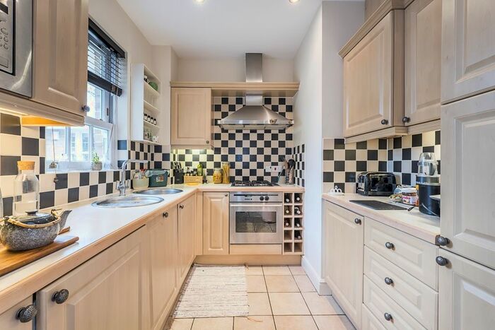 1 Bedroom Flat To Rent In Chapman Square, London, SW19