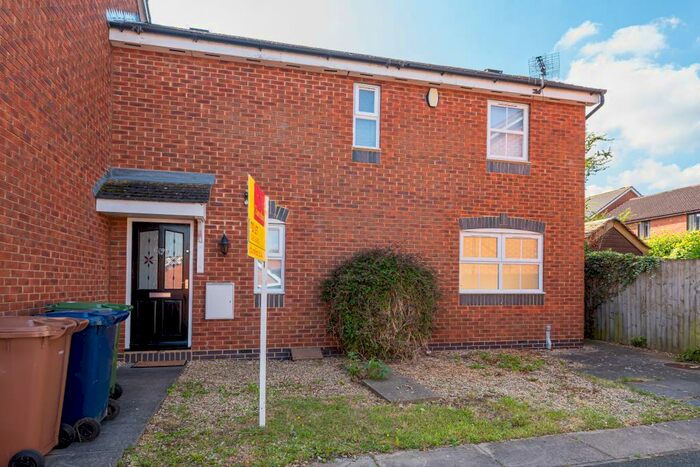 2 Bedroom End Of Terrace House To Rent In Elder Way, Greater Leys, OX4
