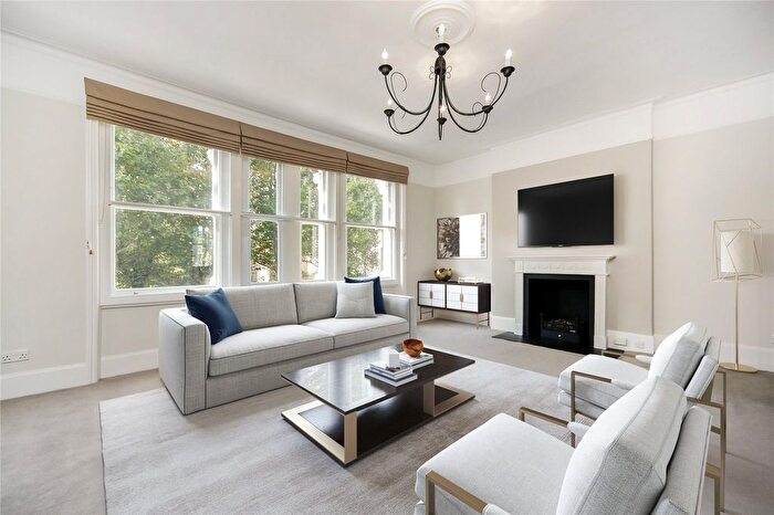 2 Bedroom Flat To Rent In Fulham Road, The Boltons, SW10