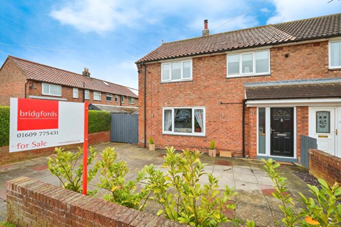 3 Bedroom End Of Terrace House For Sale In Cherry Garth Road, Northallerton, DL7