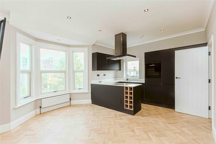 2 Bedroom Maisonette To Rent In Ash Road, Horfield, Bristol, BS7