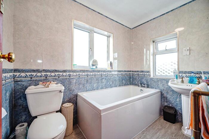 5 Bedroom Detached House For Sale In Manor Way, Hayling Island, Hampshire, PO11