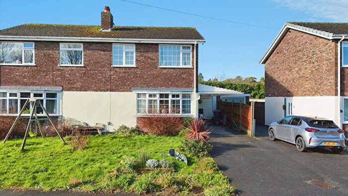 3 Bedroom Semi Detached House For Sale In Appledore Gardens, Wellington, Telford, Telford And Wrekin, TF1