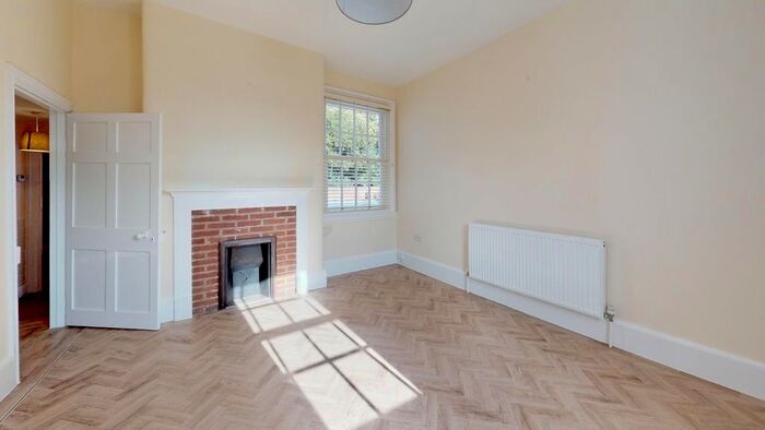 3 Bedroom Town House To Rent In Sumner Road, Birmingham, B46