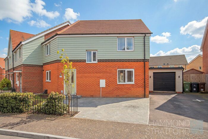 3 Bedroom Terraced House For Sale In Finch Road, Attleborough, NR17