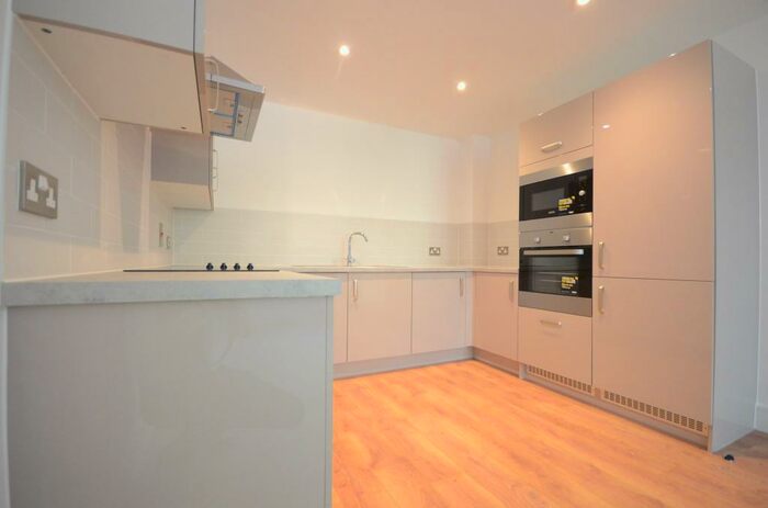 1 Bedroom Apartment To Rent In Dorrell Apartments, GU11
