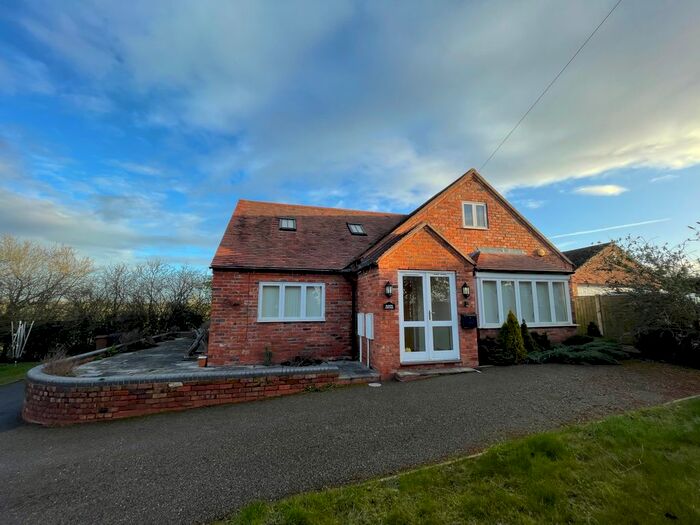 3 Bedroom Detached House To Rent In Main Road, Atherstone, CV9