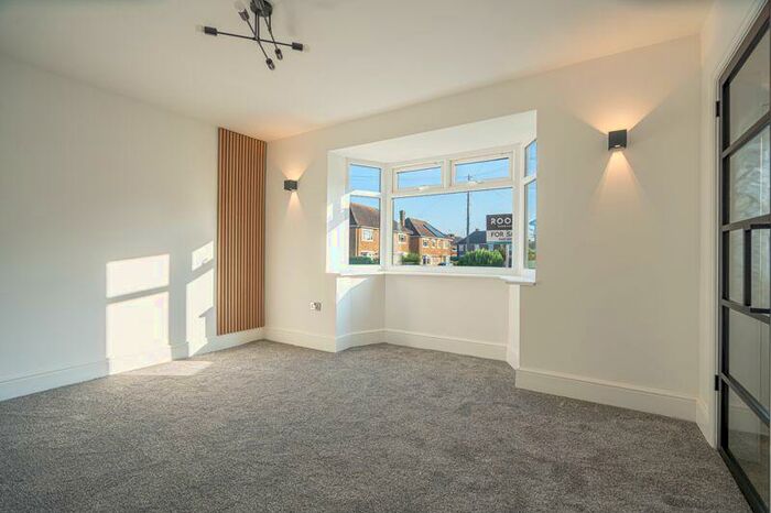 3 Bedroom Semi-Detached House For Sale In Welbeck Road, Cleethorpes, DN35