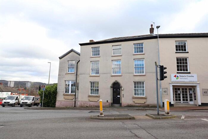 2 Bedroom Flat To Rent In The George, Macclesfield, SK10