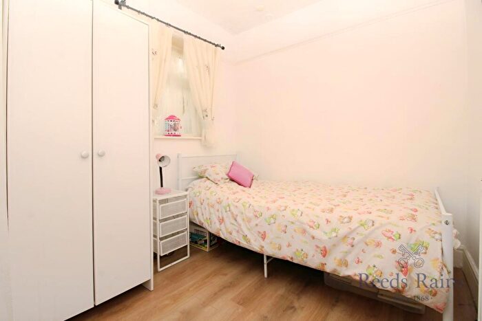 2 Bedroom Bungalow For Sale In Woodside Avenue, Kinmel Bay, Conwy, LL18