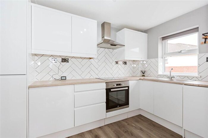 2 Bedroom Apartment To Rent In Langton Way, St. Annes Park, Bristol, BS4